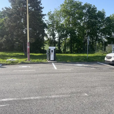 GreenWay odpočívadlo Zeleneč (smer Bratislava)