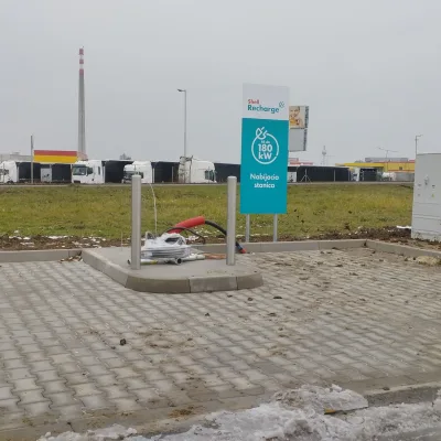 Shell Recharge Trnava Automobilova